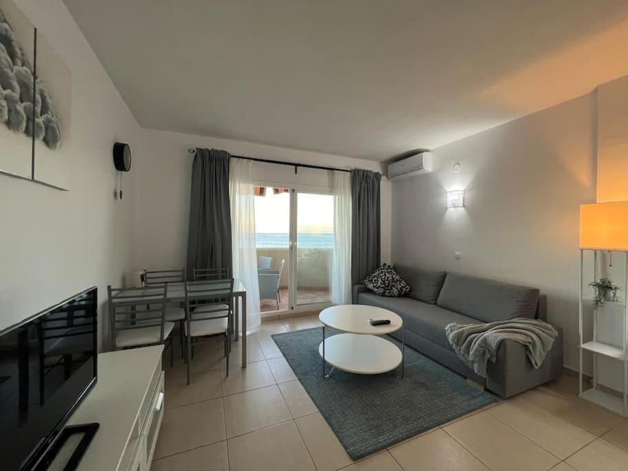 Benalbeach En La Playa Apartment